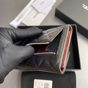 CC 82288 Classic Flap Wallet Black Caviar Polished Silver 229880