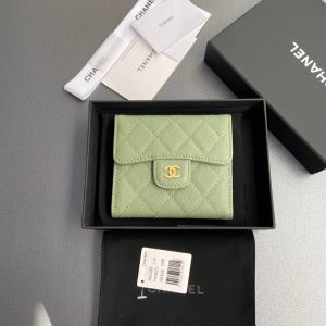 CC 82288 Classic Flap Wallet Olive Green Caviar GHW 229896