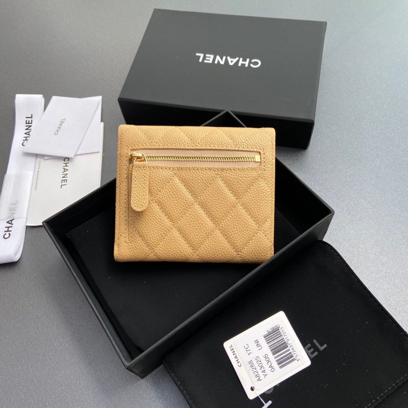 CC 82288 Classic Flap Wallet Beige Caviar GHW 229900