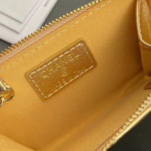 CC Hook & Chain Zipper Card Holder Gold Sheepskin GHW 234721