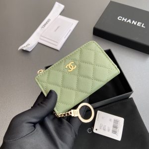 CC Hook & Chain Zipper Card Holder Light Green Caviar GHW 234727