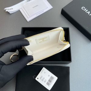 CC Hook & Chain Zipper Card Holder White Caviar GHW 234729