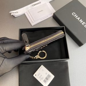 CC Hook & Chain Zipper Card Holder Black Patent GHW 234741