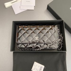 CC Woc 20cm Black Patent Calfskin Silver Hardware