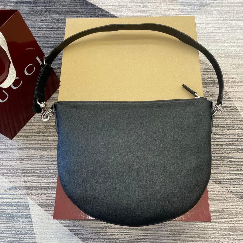 img_cdcca54a_20241003_i1727946157_2042_0_jpg BODY SHOULDER BAG 40 IN BLACK CALFSKIN SILVER HARDWARE