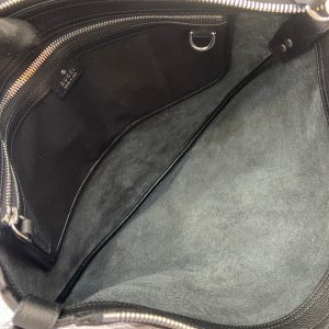 img_cdcca54a_20241003_i1727946157_9585_0_jpg BODY SHOULDER BAG 40 IN BLACK CALFSKIN SILVER HARDWARE