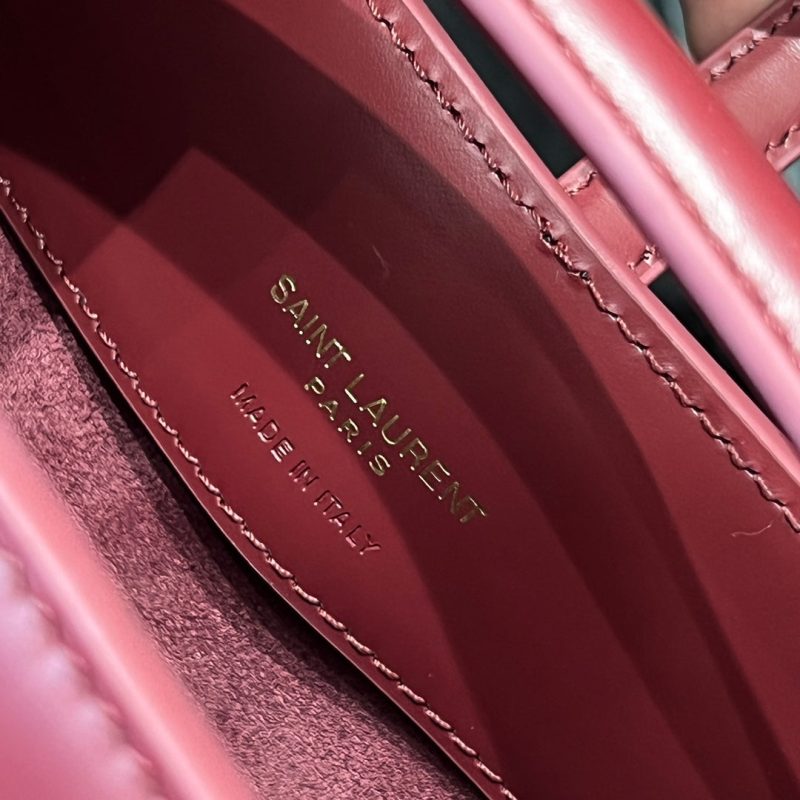 Le 37 Bucket Bag 15cm Red Gold Cowhide