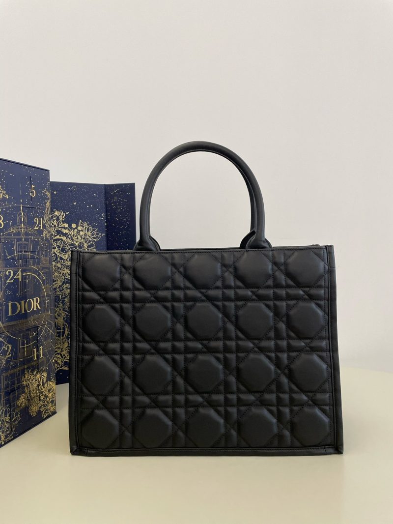 img_d39c4a05_20240331_i1711863340_7058_1_jpg medium book tote 36 black lambskin gold hardware