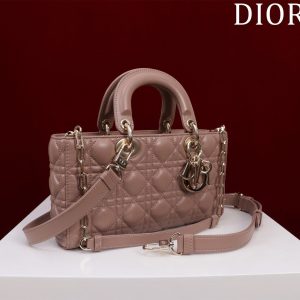 img_df88af16_20231020_a1697732675438_7401_jpg medium lady d-joy 26 chocolate lambskin