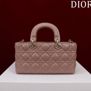img_df88af16_20231020_a1697732675546_4778_jpg medium lady d-joy 26 chocolate lambskin