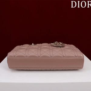 img_df88af16_20231020_a1697732675740_0104_jpg medium lady d-joy 26 chocolate lambskin