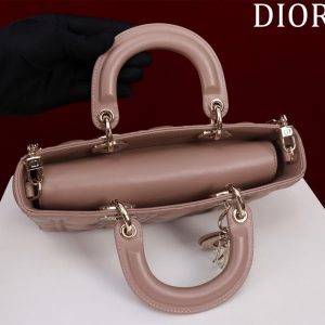 img_df88af16_20231020_a1697732675868_4418_jpg medium lady d-joy 26 chocolate lambskin