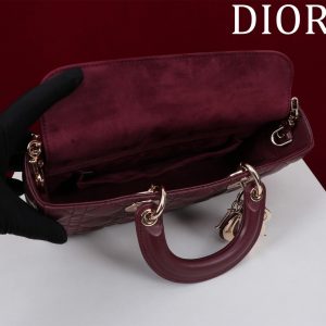 img_df88af16_20240413_a1712981561240_6787_jpg medium lady d-joy 26 burgundy lambskin