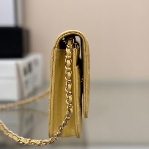 WOC 19CM LIME CAVIAR GOLD HARDWARE