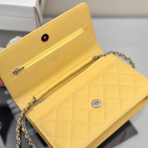 WOC 19CM LIME CAVIAR SILVER HARDWARE