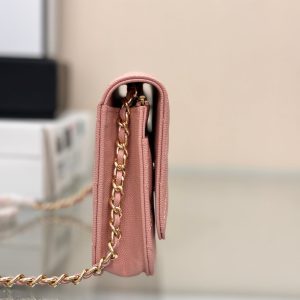 WOC 19CM LIGHT PINK CAVIAR GOLD HARDWARE