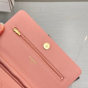 WOC 19CM LIGHT PINK CAVIAR GOLD HARDWARE