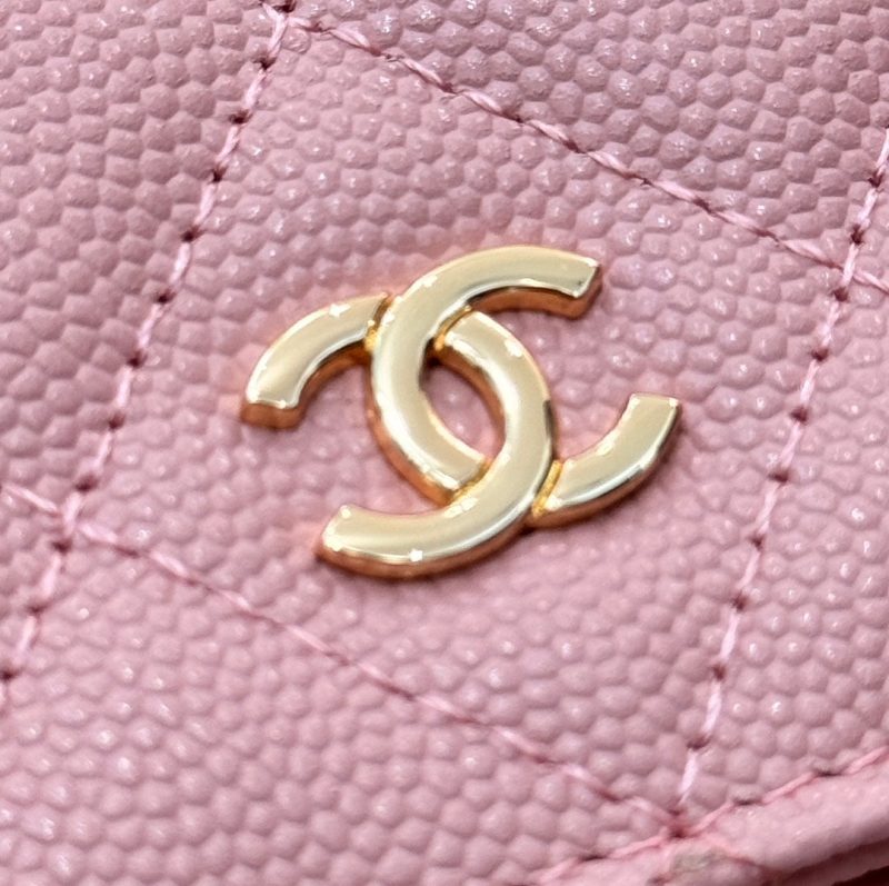 WOC 19CM LIGHT PINK CAVIAR GOLD HARDWARE