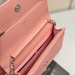 WOC 19CM LIGHT PINK CAVIAR SILVER HARDWARE