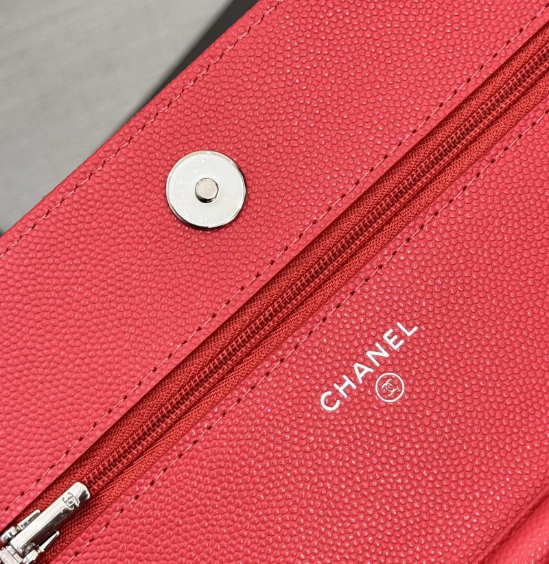 WOC 19CM RED CAVIAR SILVER HARDWARE