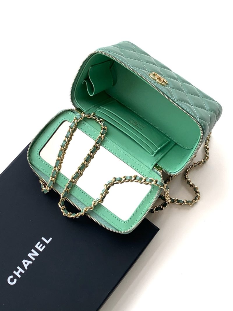 img_ecb71349_20241226_i1735186086967_323_0_7.jpg_1 CC Vanity Case 17cm Jungle Green Leather Gold Hardware 238497