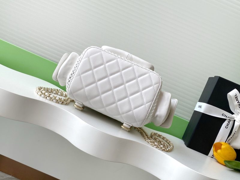 cc 25S Backpack 25cm White Mesh Calfskin