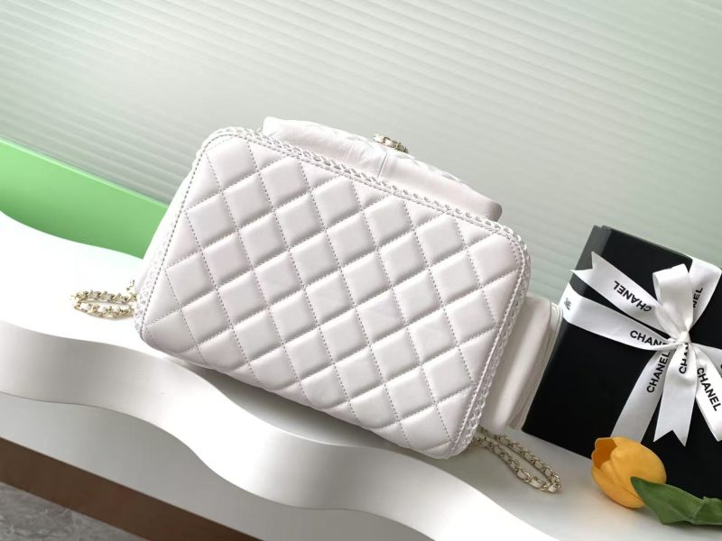 cc 25S Backpack 31cm White Mesh Calfskin
