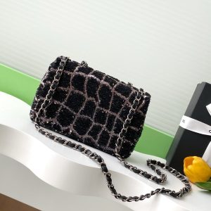 cc 25S Flap Bag 21cm Black Silver Sequin Calfskin