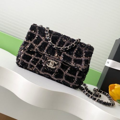 cc 25S Flap Bag 21cm Black Silver Sequin Calfskin