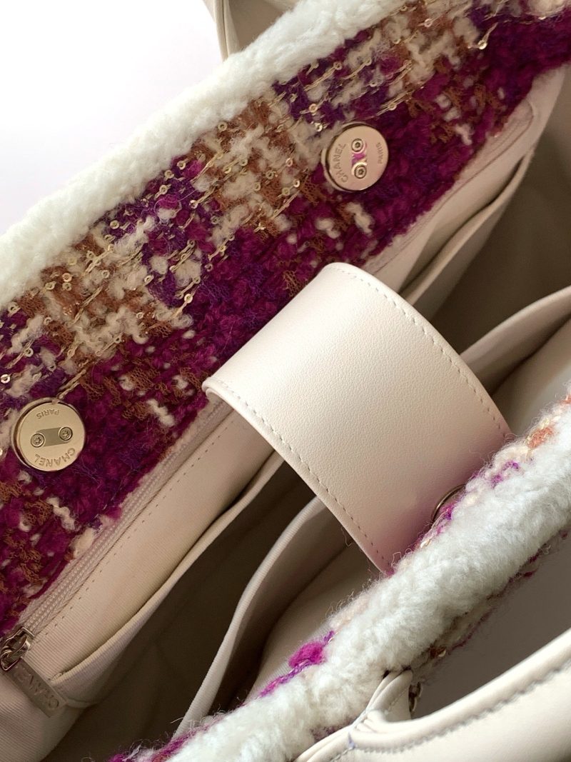 img_ecb71349_20251123_i1763881770543_5147_0_6_jpg CC 2025 Bag Pink White Tweed Fabric Leather