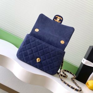 img_ecb71349_20251217_i1765956931940_9822_0_6_jpg Chanel 2026 Flap Bag Blue Suede Leather