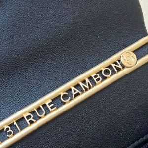 24s 31 ruecambon 15cm black patent calfskin