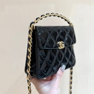 24s 31 ruecambon 15cm black patent calfskin