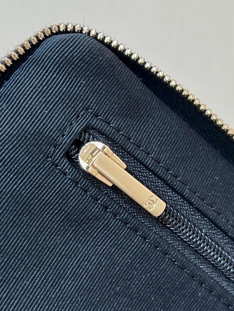 img_f3c7fd90_20241029_i1730180414_104_1_jpg CC 24K Handle Camera Bag 23cm Black Lambskin Light GHW