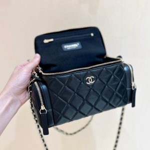 img_f3c7fd90_20241029_i1730180415_3465_4_jpg CC 24K Handle Camera Bag 23cm Black Lambskin Light GHW