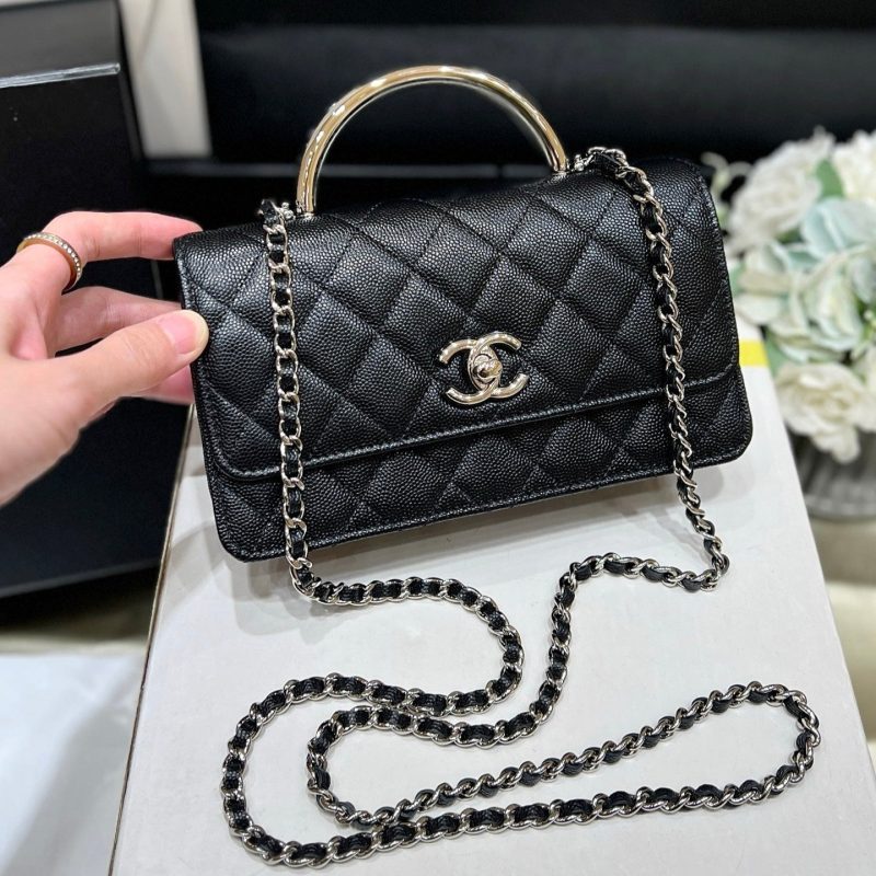 CC 25P Flap Bag Top Handle 18.5cm Black Grained Calfskin