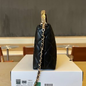 CC Handle Vintage Bag 19cm Black Caviar 277778 GHW