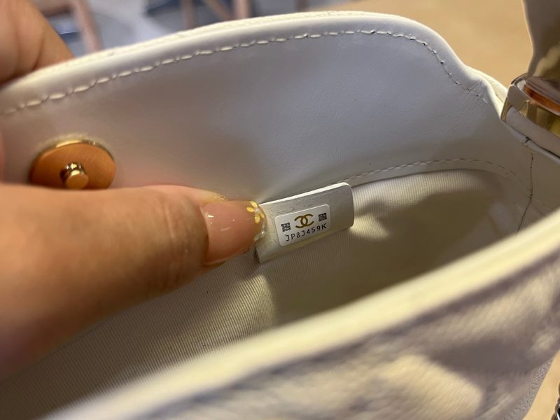 CC Handle Vintage Bag 19cm White Caviar 277774 GHW