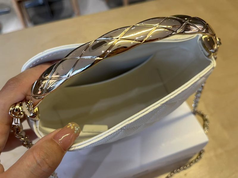 CC Handle Vintage Bag 19cm White Caviar 277774 GHW