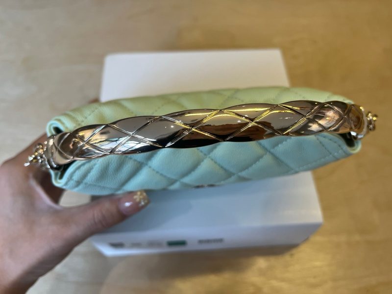 CC Handle Vintage Bag 19cm Mint Green Caviar 277776 GHW