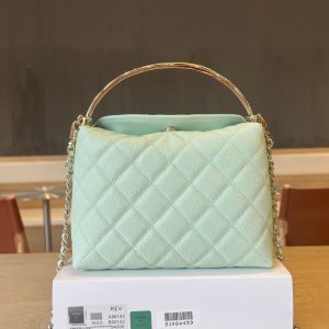 CC Handle Vintage Bag 19cm Mint Green Caviar 277776 GHW