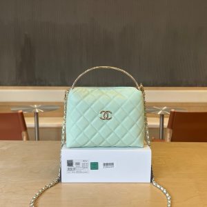 CC Handle Vintage Bag 19cm Mint Green Caviar 277776 GHW