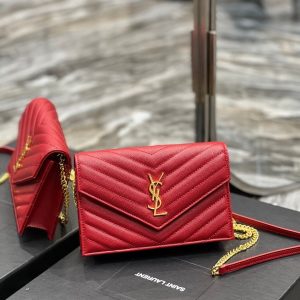 YL WOC 19 RED CHEVERON CAVIAR GOLD HARDWARE