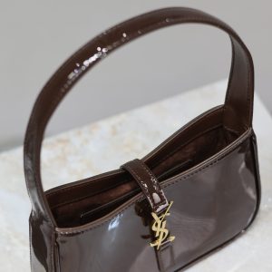 Le 5 a 7 19cm dark brown patent calfskin