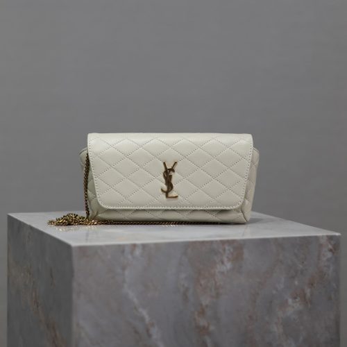 img_f8c0bdc9_20240416_i1713259749_5273_3_jpg Gaby Phone Bag 19cm White Quilted Leather GHW