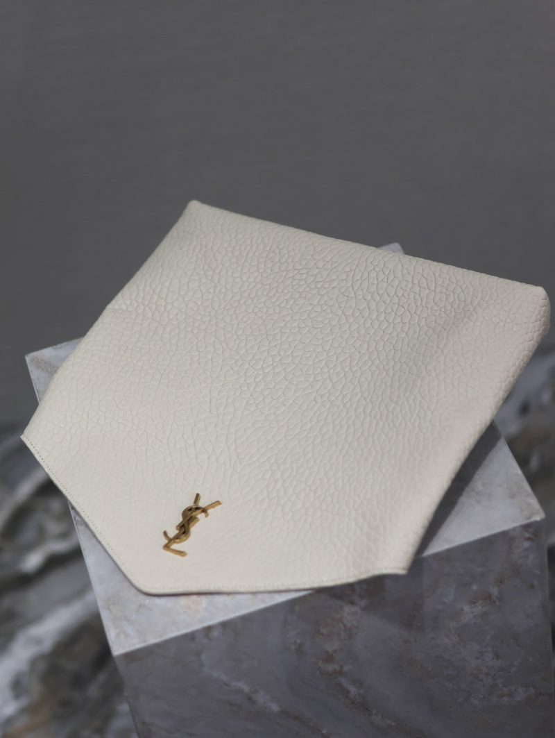YSL WHITE LAMBSKIN CLUTCH 225388