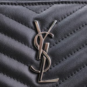 CLUTCH 24 IN BLACK QUILTED CALFSKIN SILVER BUCKLE