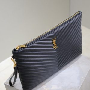 CLUTCH 36 IN BLACK QUILTED CALFSKIN GOLD BUCKLE