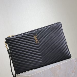 CLUTCH 36 IN BLACK QUILTED CALFSKIN GOLD BUCKLE