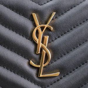 CLUTCH 24 IN BLACK QUILTED CALFSKIN GOLD BUCKLE